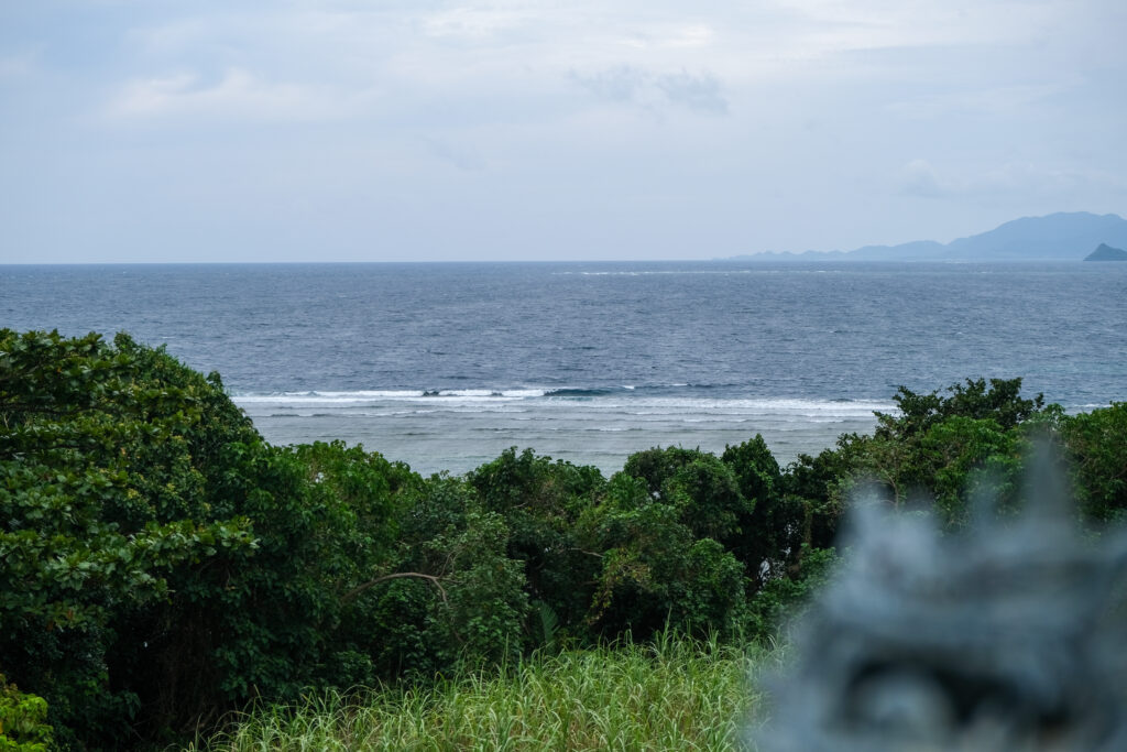 台風であれる石垣島の海